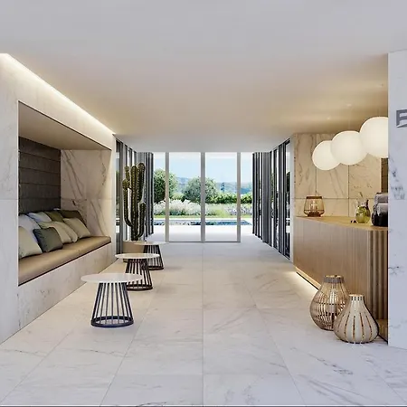 Dlux Terrace Cond Bayline Pool & Apartman Armação de Pêra