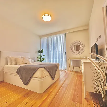 Dlux Terrace Cond Bayline Pool & Apartment *