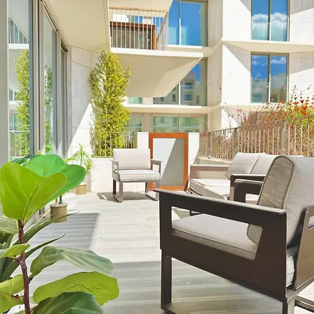 Dlux Terrace Cond Bayline Pool & Apartman