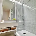 Dlux Terrace Cond Bayline Pool & Apartman