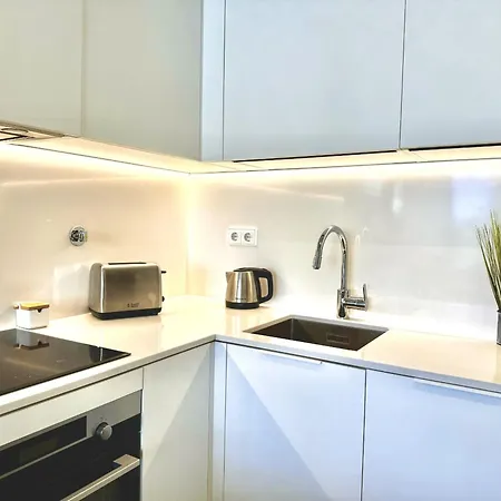 Dlux Terrace Cond Bayline Pool & Apartmán