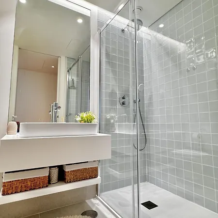 Dlux Terrace Cond Bayline Pool & Apartmán